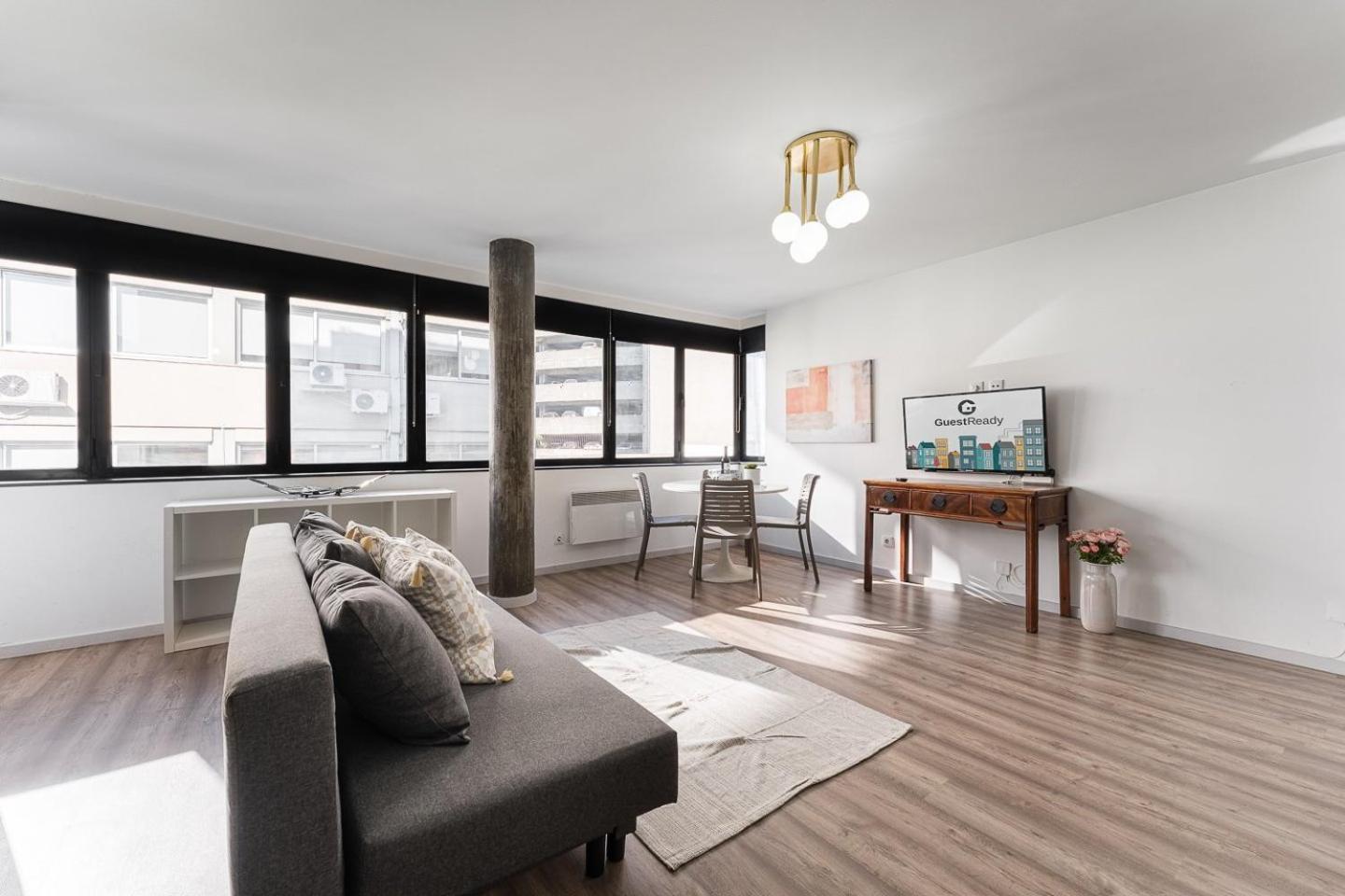 Guestready - Grayscale Lägenhet OOporto Exteriör bild